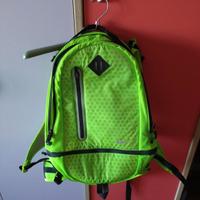 zaino unisex running Nike verde fluo 50x30 nuovo