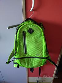 zaino unisex running Nike verde fluo 50x30 nuovo
