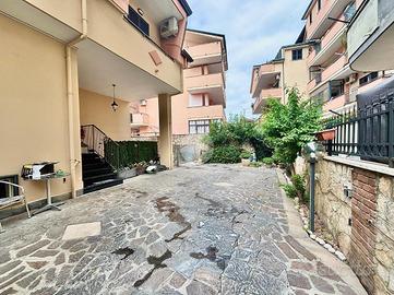 VILLA A SCHIERA A ACERRA