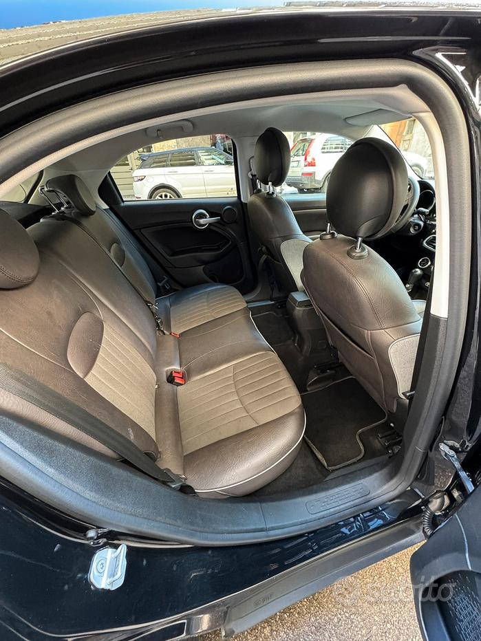 Bracciolo Auto In Pelle Nera Per Fiat 500L, 500X, Tipo, Punto, Alfa Romeo Mito - Con Posacenere E Vano Portaoggetti