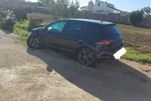Golf 1.6 TDI, 116CV, R-line 2019 SINISTRATA
