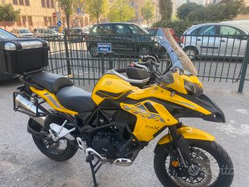 Benelli trk502x gialla