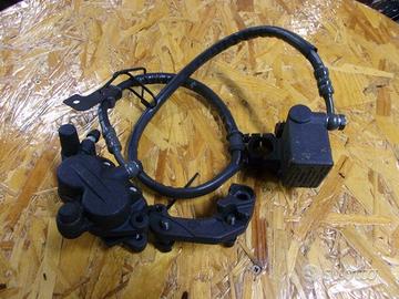 Pinza e pompa anteriore suzuki burgman 125 150