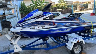 Moto d'acqua con carrello omologato