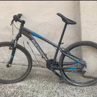 Bicicletta Rockrider ST 100