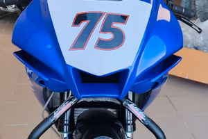 Yamaha R1 