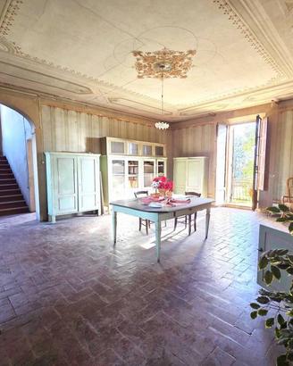 Villa di 569 m² con più di 5 locali a Conselice