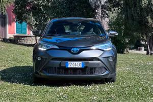 Toyota C-HR 1.8 Hybrid E-CVT Lounge PERFETTA leggi