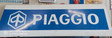 insegna piaggio