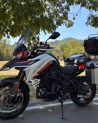 Benelli TRK 702 X