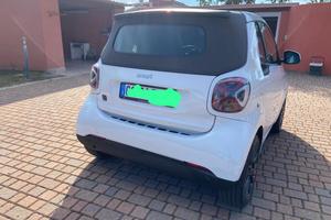 Auto tenuta sempre in box privato