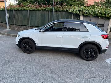 VOLKSWAGEN T-Roc - 2024