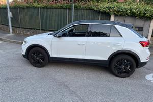 VOLKSWAGEN T-Roc - 2024
