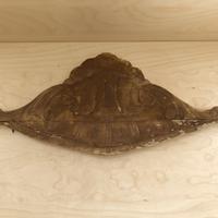 Vecchio fregio in legno