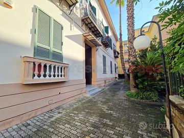 Appartamento Portici [1405 Diaz 120VRG]