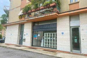 Negozio/ufficio/magazzino