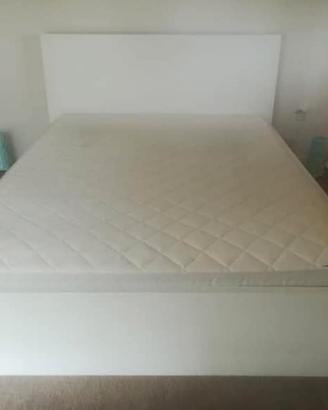 Letto matrimoniale 