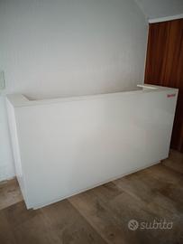 Banco reception in vetro 