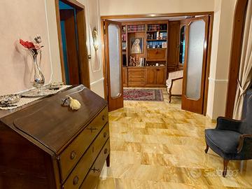 VIALE SAN MARCO: ELEGANTE E RAFFINATO APPARTAME...