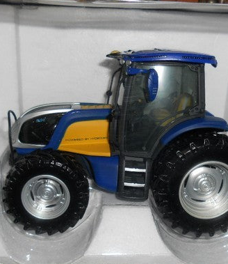 modellino TRATTORE NEW HOLLAND HYDROGEN 1:32