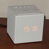 Cubo Radiosveglia Sony ICF-C1 praticamente nuova