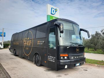 Autobus 52 posti