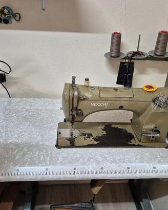 macchina da cucire 