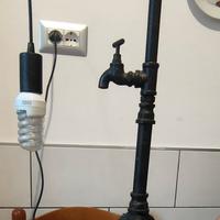 lampada da tavolo stile industriale 