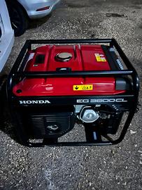 generatore di corrente monofase Honda EG 3600 CL.