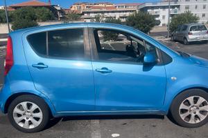 Opel Agila anno 2009 benzina.