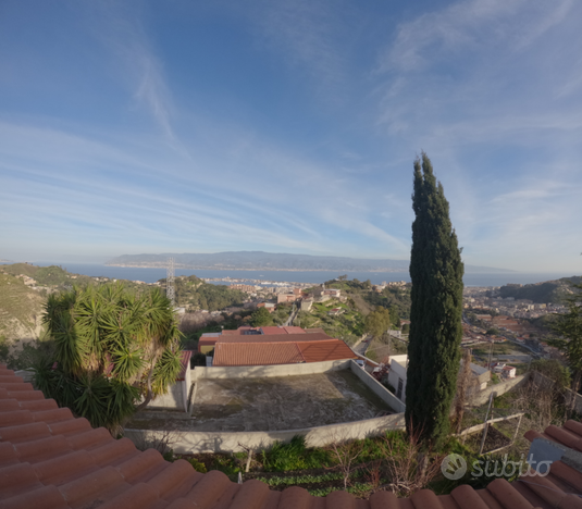 Appartamento panoramico con ampio giardino e vista