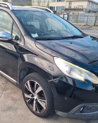 Peugeot 2008 1.6 e-HDi FRIZIONE DA FARE