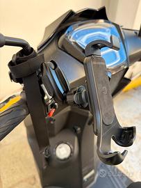 Supporto telefono scooter