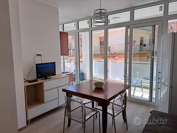 Casa a scoglitti in centro x docenti o altre esige