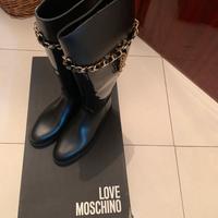 Stivali Love Moschino