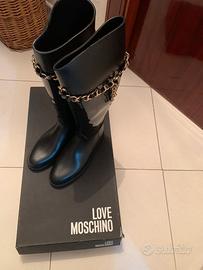 Stivali Love Moschino