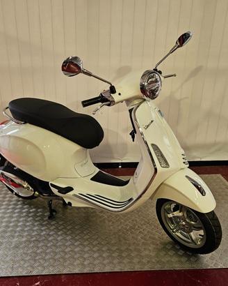 VESPA Primavera 150 E5+