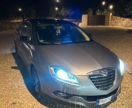 Lancia delta 2012