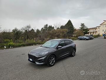 Ford Kuga ST-Line X 1.5 diesel 120cv manuale