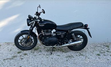 TRIUMPH - SPEED TWIN 900