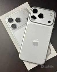 Iphone 17 pro max white immacolato