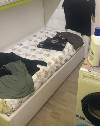 Letto singolo a cassettone