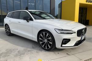 VOLVO V60 B4 (d) automatico Plus Dark