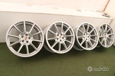 Cerchi in lega Porsche Macan 20 ORIGINALI