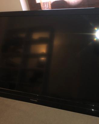 Televisore LCD 47 pollici