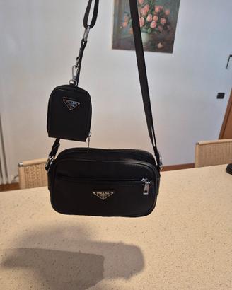 Borsello prada nero con porta monete