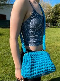 Borsa clutch uncinetto