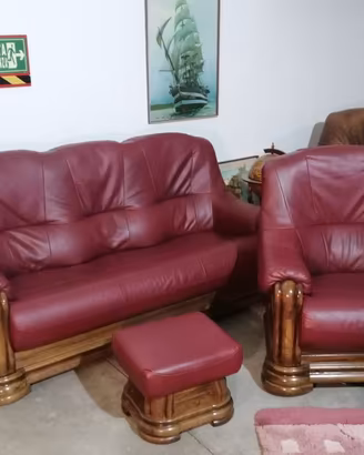 PRATICAMENTE NUOVO set divani in pelle ! CONSEGNA