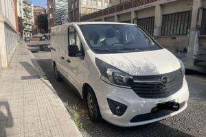 Opel vivaro 1,6 biturbo 3*serie