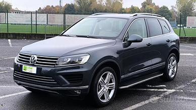 VOLKSWAGEN Touareg 3.0 TDI 204 CV tiptronic Blue